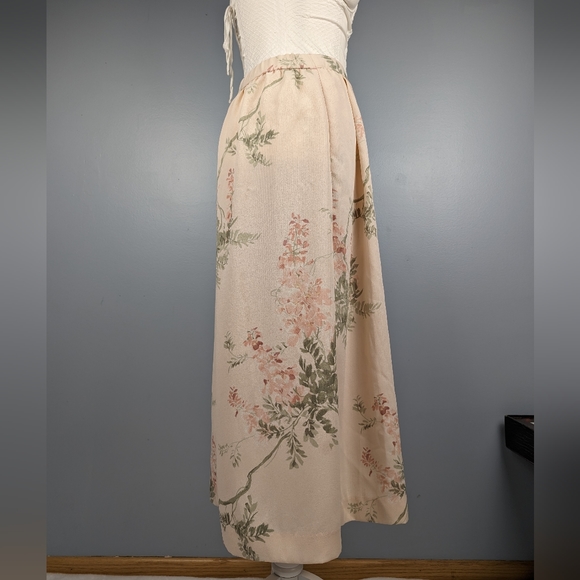 Light pink maxi midi skirt - Picture 3 of 6